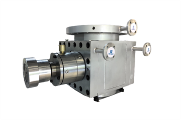 Melt gear pump for polymer